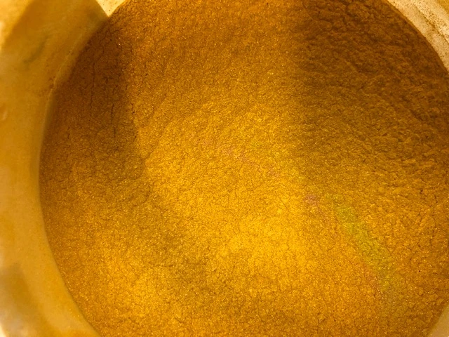 PIGMENT METALLIC CRYSTAL GOLD - 100 GR 3 PIGMENT METALLIC CRYSTAL GOLD - 100 GR