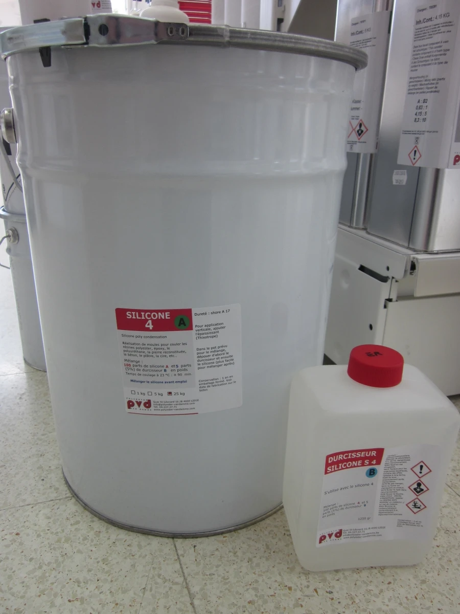 SILICONE RTV 4 / SET 26,25 KG 3 SILICONE RTV 4 / SET 26,25 KG